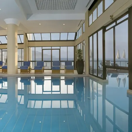 The Cliff Bay - PortoBay