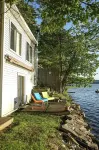 Lakeside house with a separate bunkhouse Hotels near Poland Spring Preservation Society
