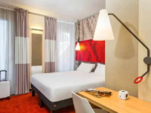 Ibis Clichy Centre Mairie Hotels in Clichy