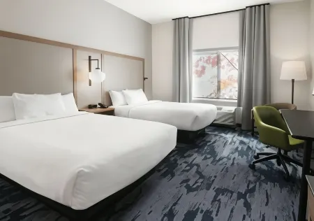 Fairfield Inn & Suites Dallas Mansfield Отели рядом с достопримечательностью «Харди Альмон Соссер Комплекс»