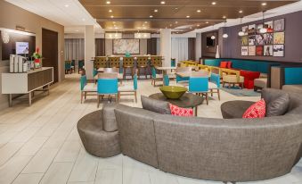 Holiday Inn Express & Suites Litchfield West