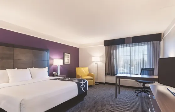 大章克申拉昆塔温德姆套房酒店