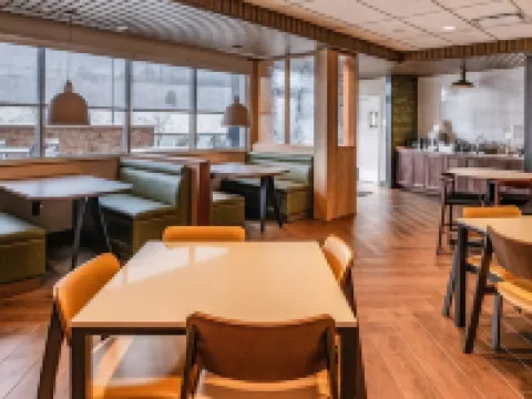 フェアフィールド・イン＆スイート・ストーントン ストーントンのホテル