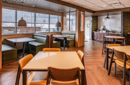 斯丹頓萬楓酒店及套房