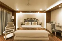 Costa Riviera Hotel Hotels near Varanasi Junction