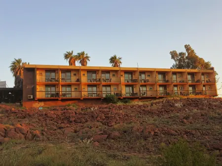 Dampier Mermaid Hotel Karratha Отели в г. Милларс Уэлл