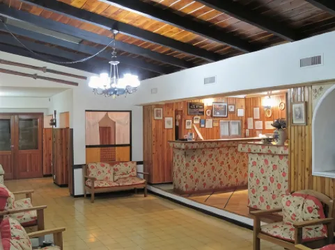 Ruca Cheli Village Ski Hotel