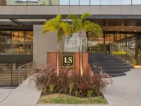 LS Hotel Hotels near Manaira