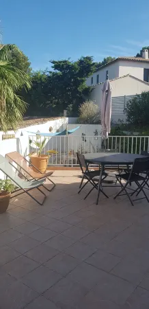 Maison de Charme en Bord de mer Отели в г. Карри-ле-Руэ