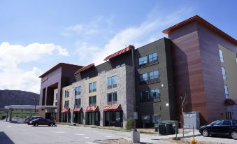 La Quinta Inn & Suites by Wyndham Littleton/Red Rocks