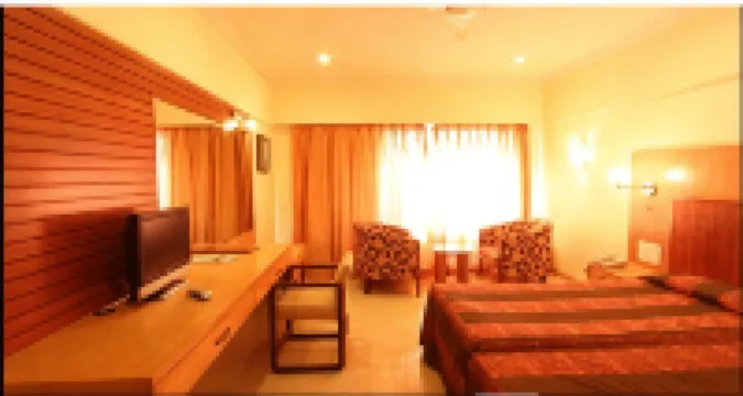 Hotel Juhu Plaza Hotels near Juhu Beach