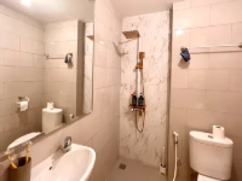 KamaLaaa @Benson Apartment Hotels in Wiyung