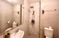 KamaLaaa @Benson Apartment Отели в г. 