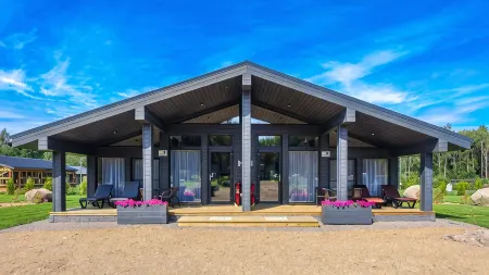 Tikhaya Gavan Hotel Отели рядом с достопримечательностью «Форт»