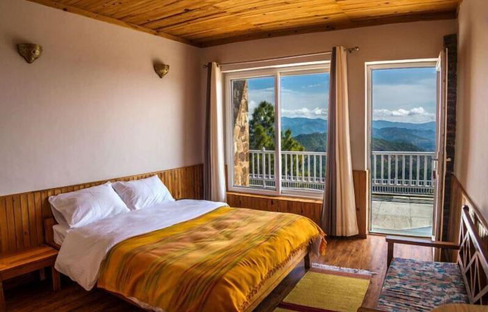 Kasar Rainbow Yoga Retreat