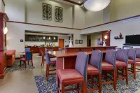Hampton Inn & Suites Indianapolis-Airport