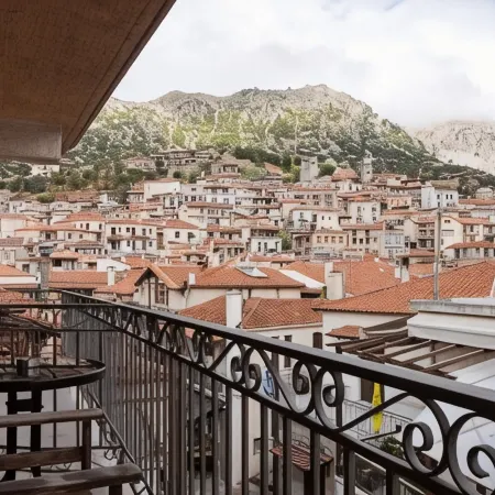 Mons Arachova