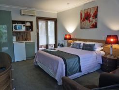 Adamsons Riverside Accommodation