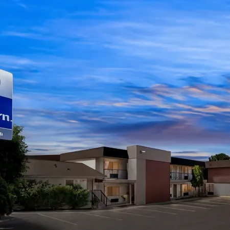 Best Western Skyline Motor Lodge