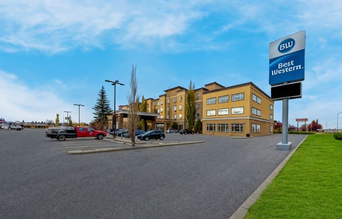 Best Western Sunrise Inn  Suites