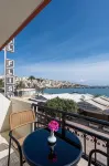 Flisvos - con vista mare