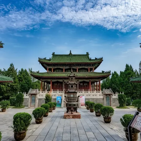 Yue Wutong X Hotel (Xuchang Fat Donglai Times Square Cao Wei Ancient City)