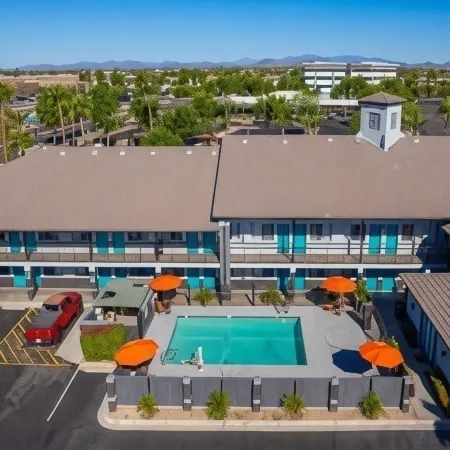 The Hotel Serene Glendale Peoria, Surestay Collection by Best Western