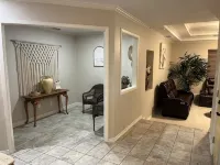Spacious 3BR/2BA Home – Near Airport & La Plaza Mall, Perfect for Families! - บังกะโล