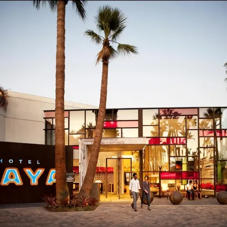 Hotel Maya