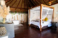 Luxury Cabins