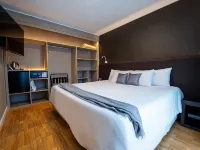 Amérian Córdoba Hotels near La Cañada