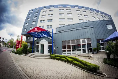 라마다 바이 윈덤 보트로프 메트로놈 극장 주변 호텔