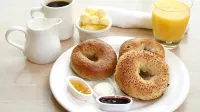 Days Inn by Wyndham Victoria Airport Sidney - breakfast