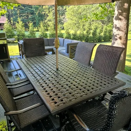 Creekfront Cottage in the Heart of Waterville