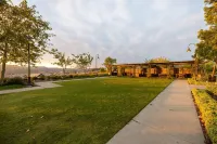 #Marbella Lane - Elegant 5Br Home Rancho Mission - Bergblick
