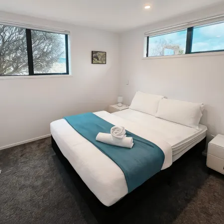 Modern & New • 3 Beds • 6 Guests