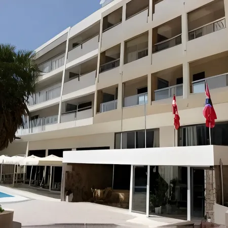 Saint Constantine Hotel
