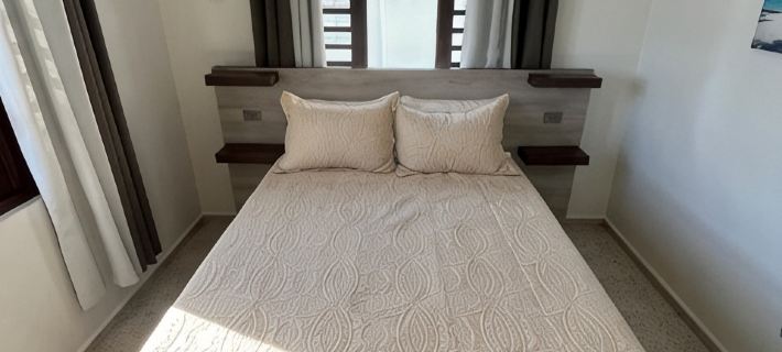 Charming 3-bedroom house with WiFi, AC in welcoming Rincón P.R. Hotels in Rincon