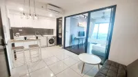 Almas Suites Puteri Harbour 1 Bedroom with Balcony by 9 Sands - อพาร์ทเม้นท์