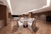 Holiday Villa Resort & Suites Zilin Mountain - breakfast