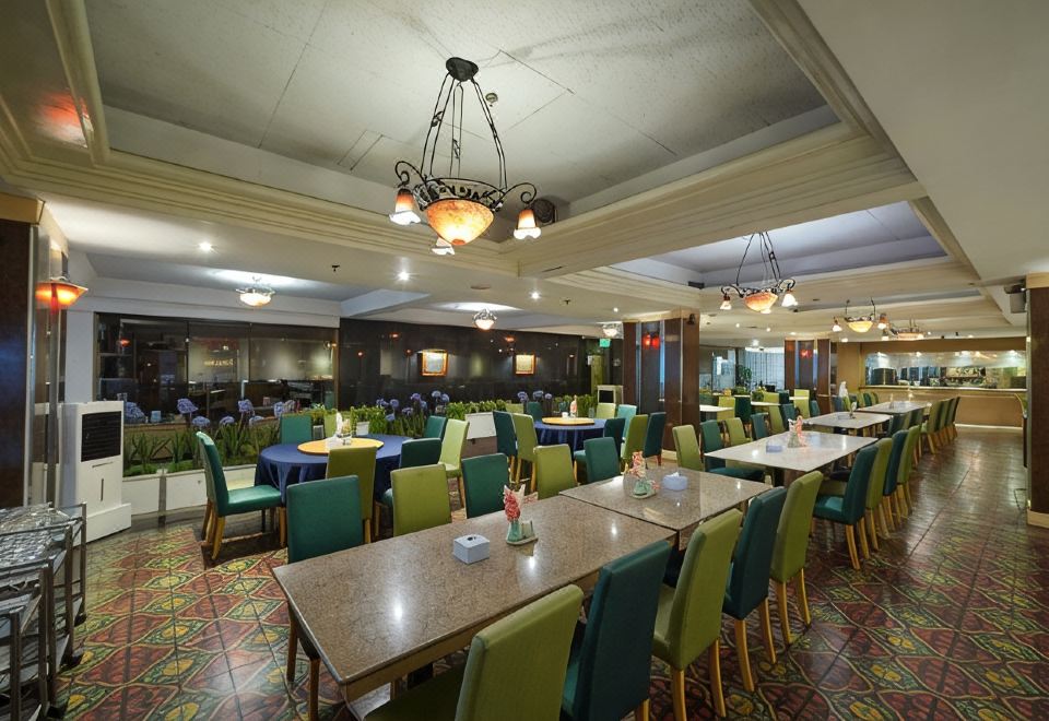 Riverside Bangkok Hotel 객실