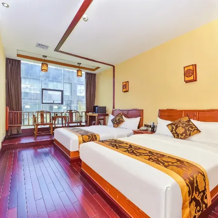 Luodian Jincheng Shangjia Hotel