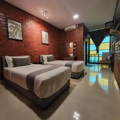 Sandy Beach Resort by Casa Loma โรงแรมใกล้หาดเซนัง