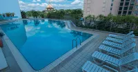 Astana Wing - Riverside Majestic Hotel - Rooftop Pools