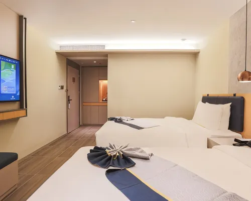 HomeInnSelected (Guangzhou International Financial City Olympic Sports Center Branch) Kamar Photos