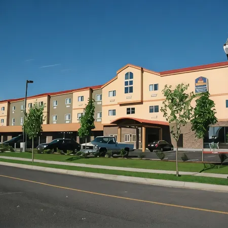 Best Western Plus Battle Ground Inn  Suites