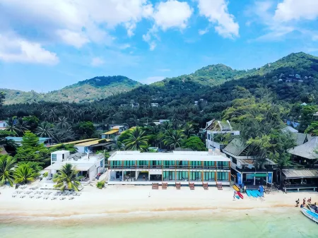Blue Tao Beach Hotel