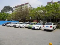 Yunfu Junlin Hotel