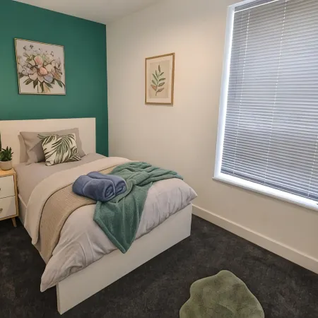 Armstrong St - Cosy 3 Bedroom Home Отели в г. Уоркингтон