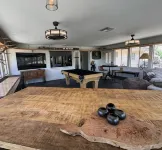 *NEW* Mtn view retreat! Pets! 3 min Dtwn/Pooltable - ブティック
